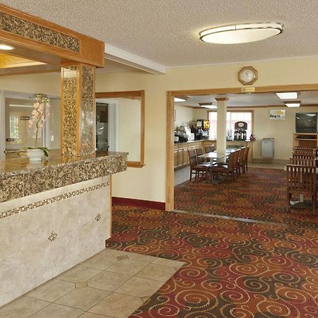 Days Inn by Wyndham Yakima Bagian luar foto