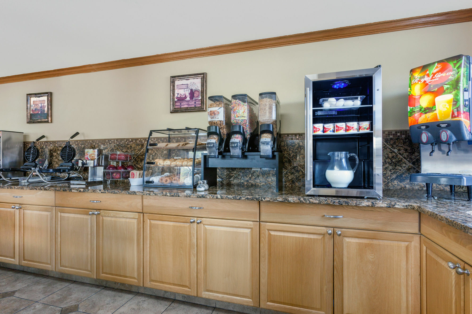 Days Inn by Wyndham Yakima Bagian luar foto